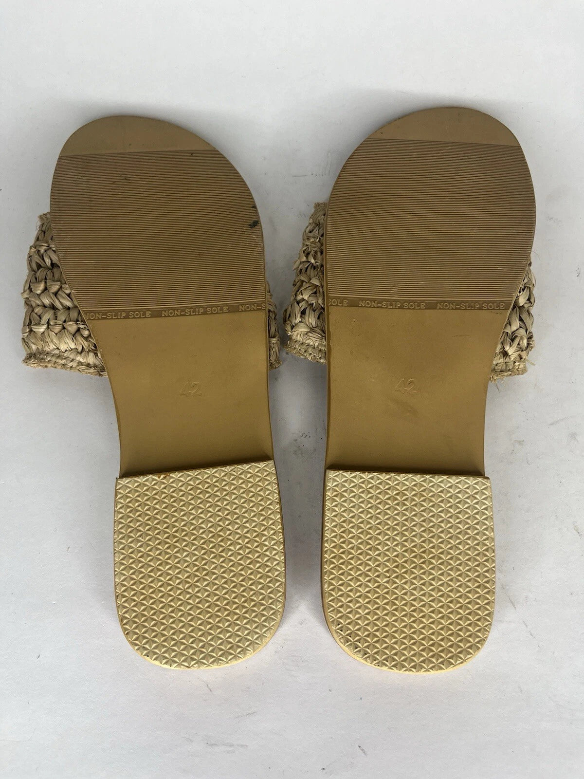 Style Park 1 Tan Brown Synthetic Non Slip Slides Sandals Women Sz 42 EU/ 11M US