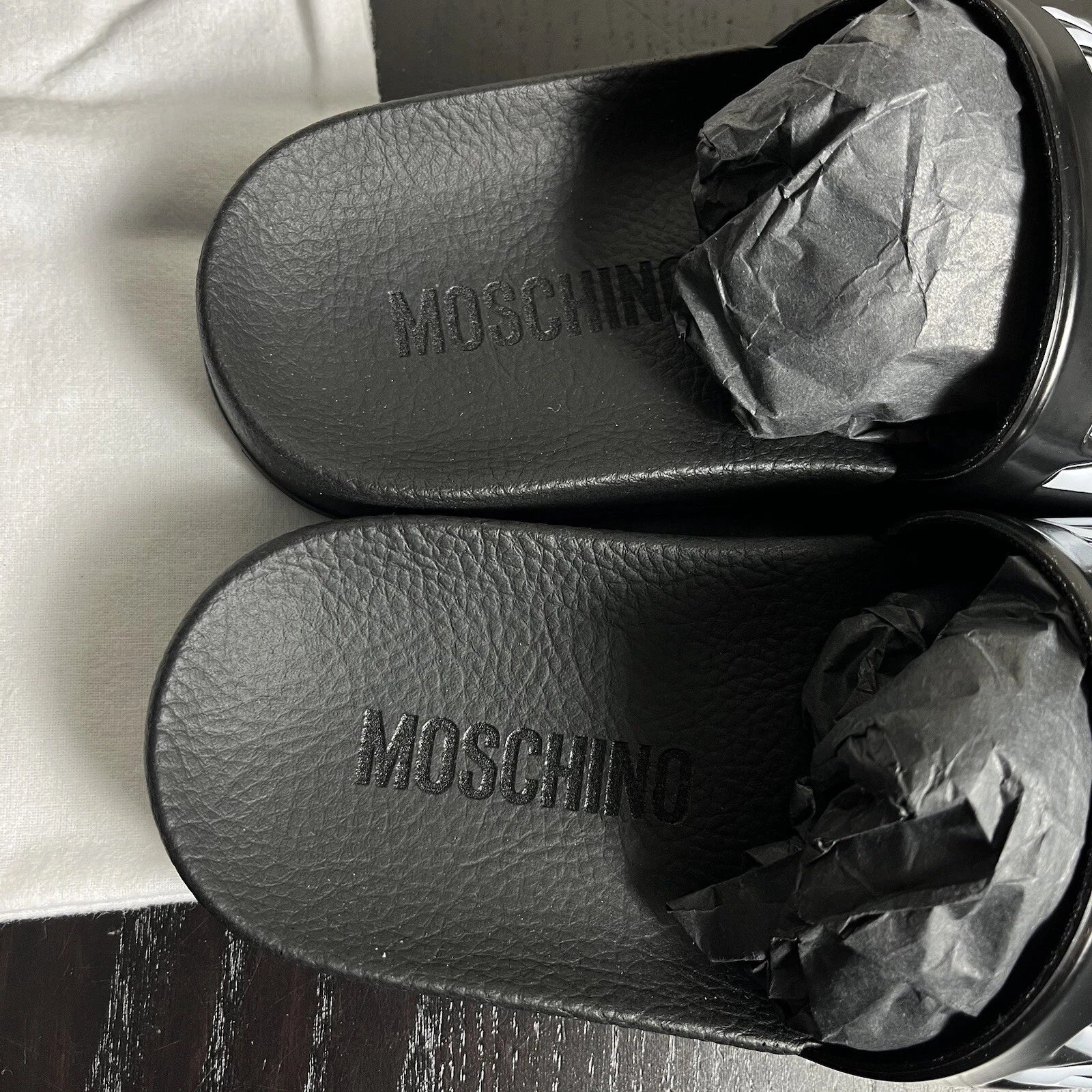 Authentic MOSCHINO Womens Size 35/US 5 Black Logo Pool Slide Sandals NEW