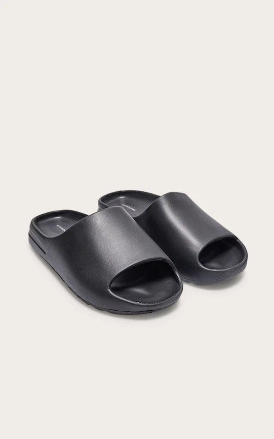 PrettyLittleThing Women's Black Rubber Ribbed Sole Slides, Style# CMP4736, Sz 8