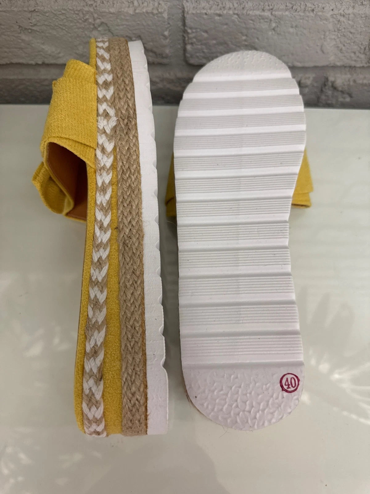 Jsaierl Women Yellow Open Toe Fashion Sandals