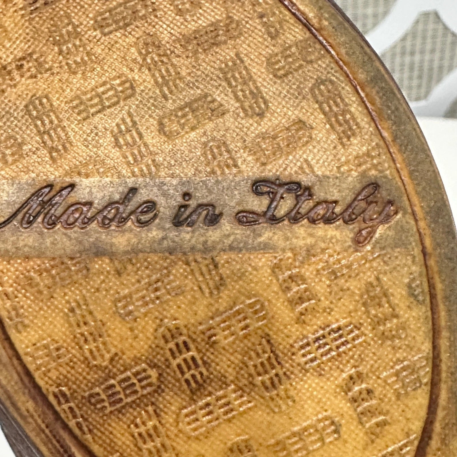 Floral Appliqué Wedge Sandals Women's 7* Made in Italy Thongs Brown Slides Artsy