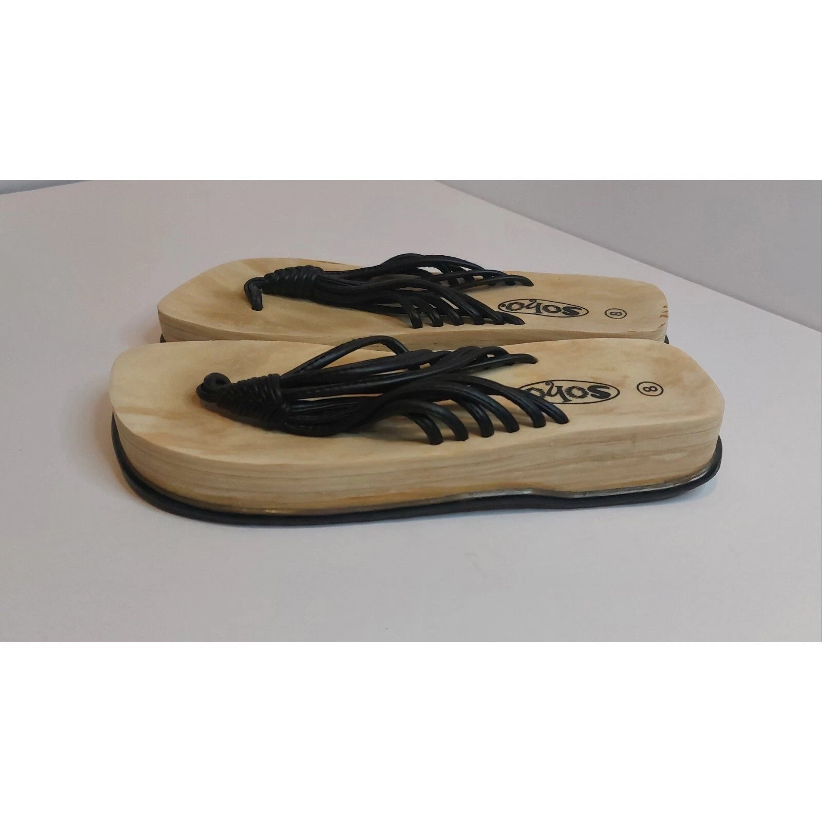 Flip flop style Sandals vacation women's SIZE 8 #274