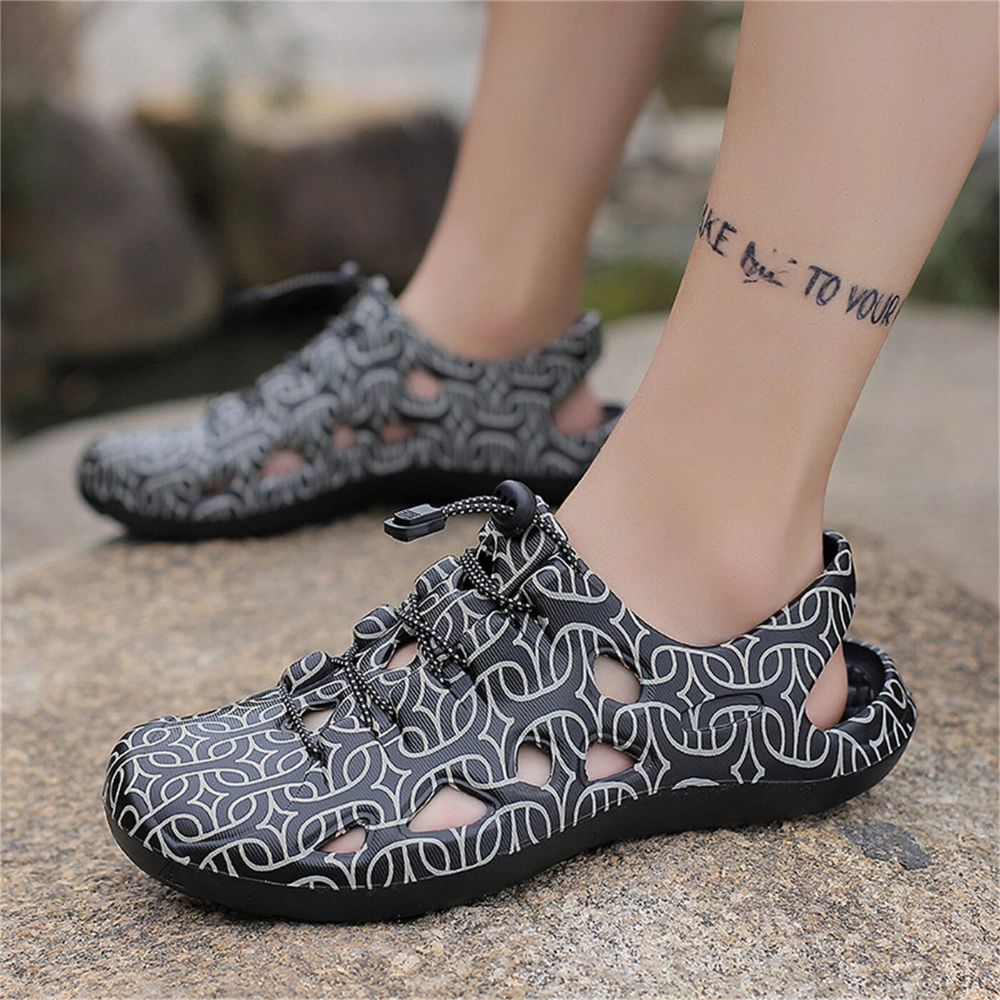 Men's Fashion Beach Slides Soft Slippers Non-slip Outdoor Breathable Sandals