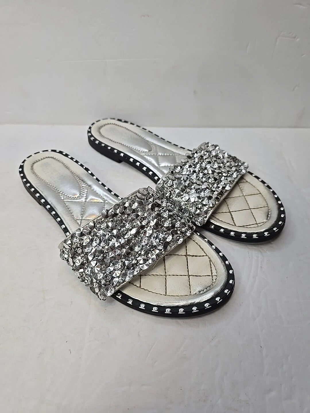 Fashion Nova Sandals Womans 10 Silver Slip On Flats Rhinestones City Club Preppy