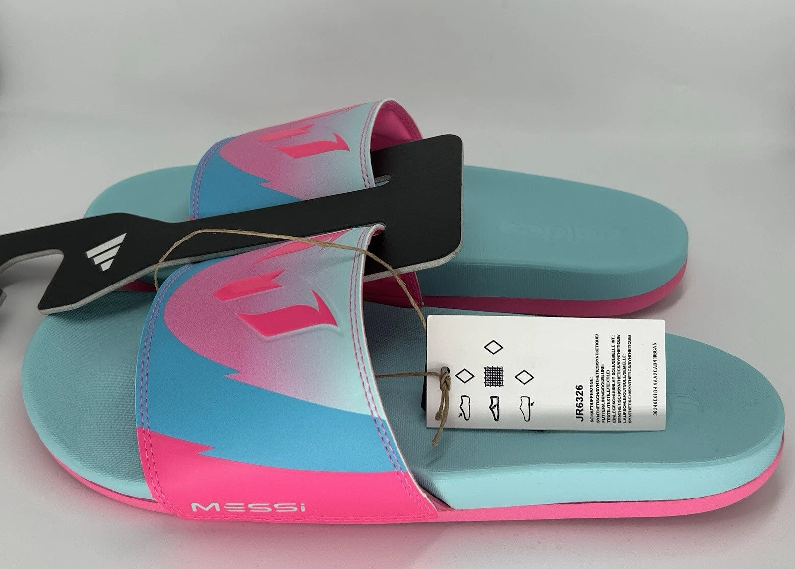 New Adidas Adilette Comfort Messi Size 8 Men’s Slides Sportswear Style JR6326