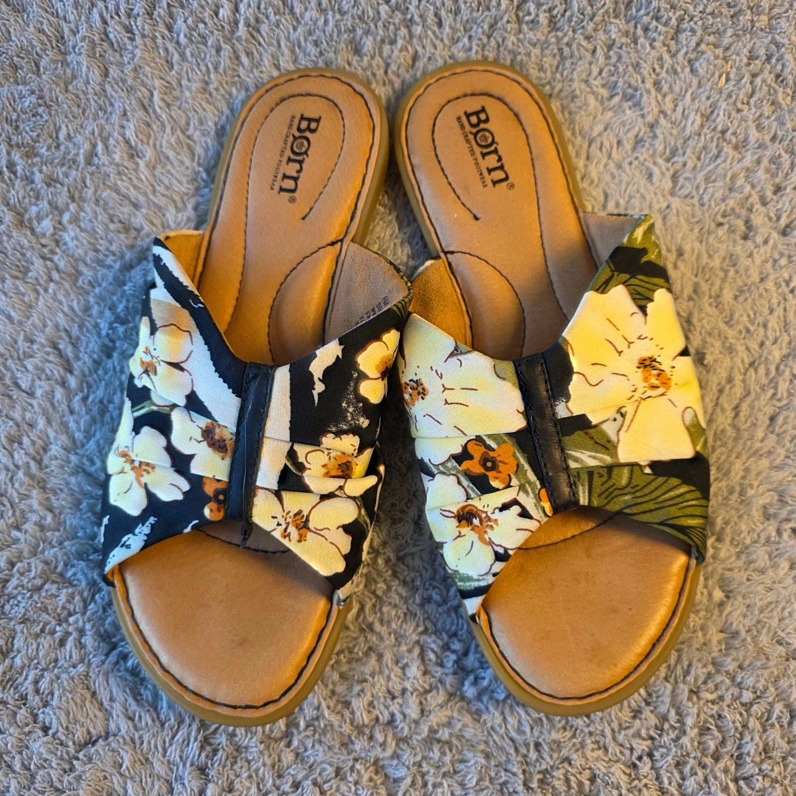 Born Women's Floral Fabric Leather Slides Sandals Comfort Casual Shoes Sz 8M NEW