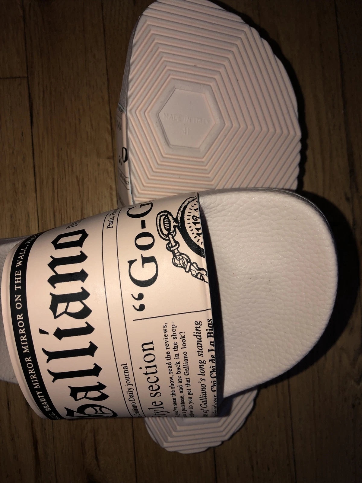 JOHN GALLIANO PARIS Newspaper Gazette Sea Sandals Beach Pool Slides EU 41 Italy