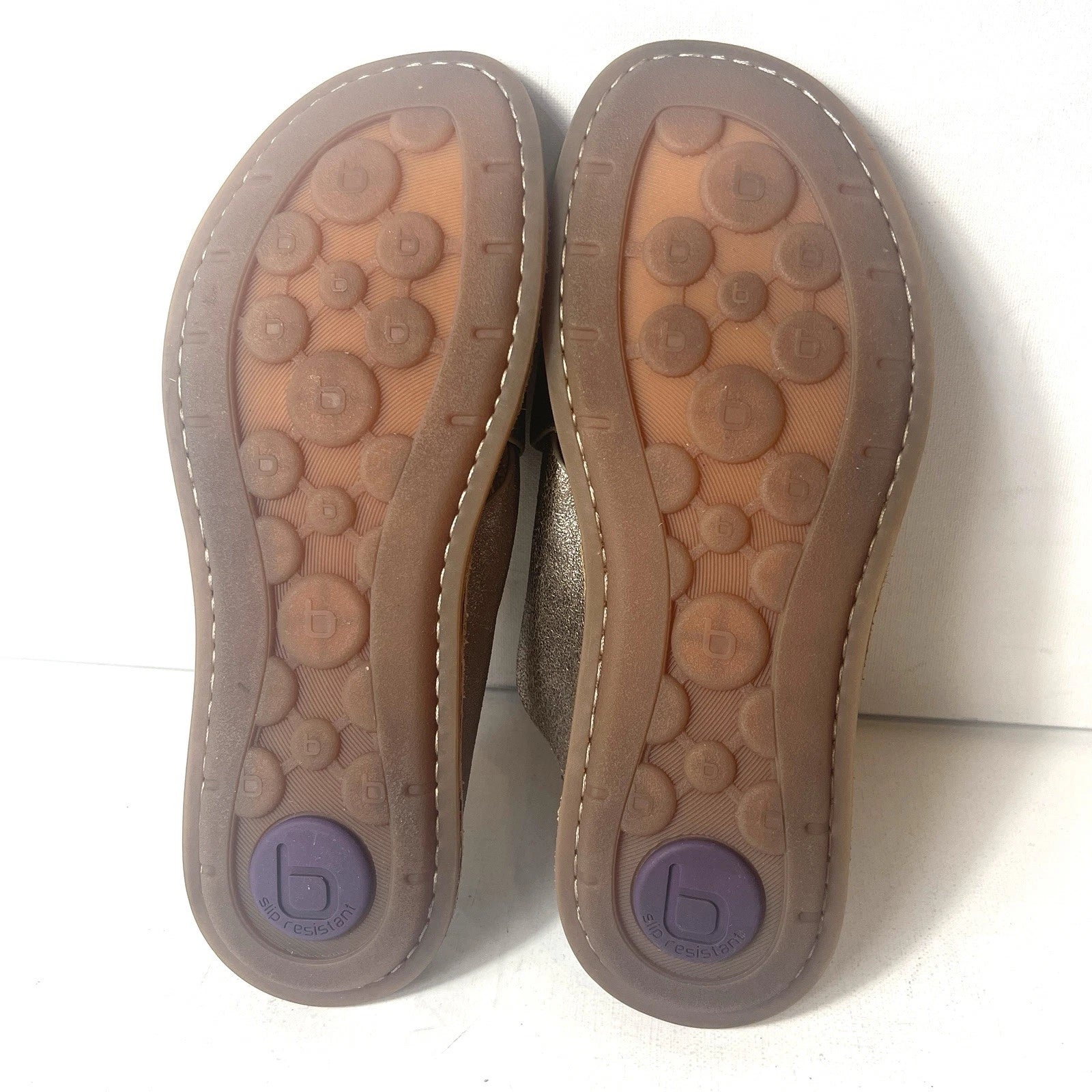 Bionica Womens 9.5M Gold Leather Cross Straps Slide Summer Casual Sandal Slip On