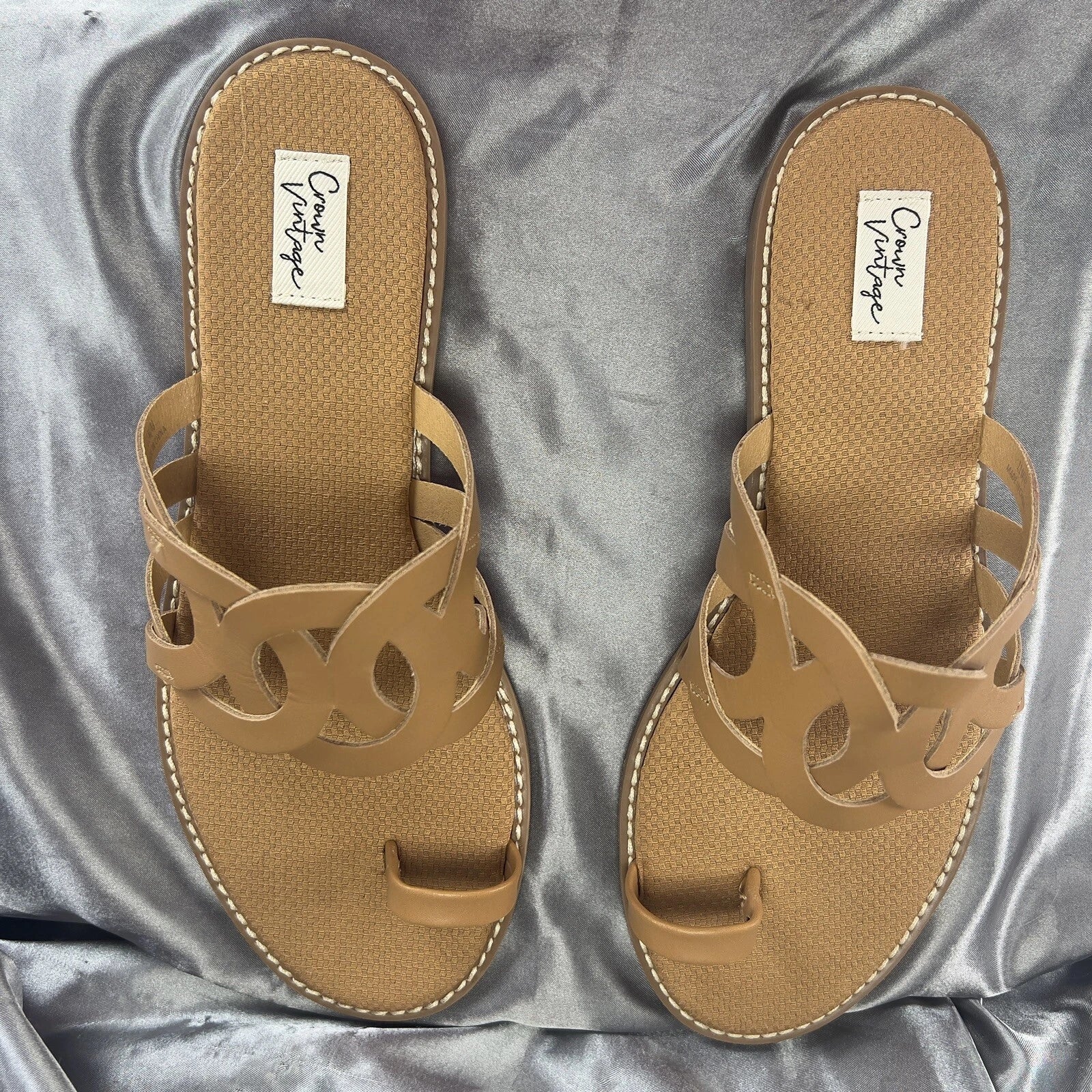 Crown Vintage Aravedi Sandals Women’s 11 Tan Cognac Toe Loop Summer Fashion Shoe