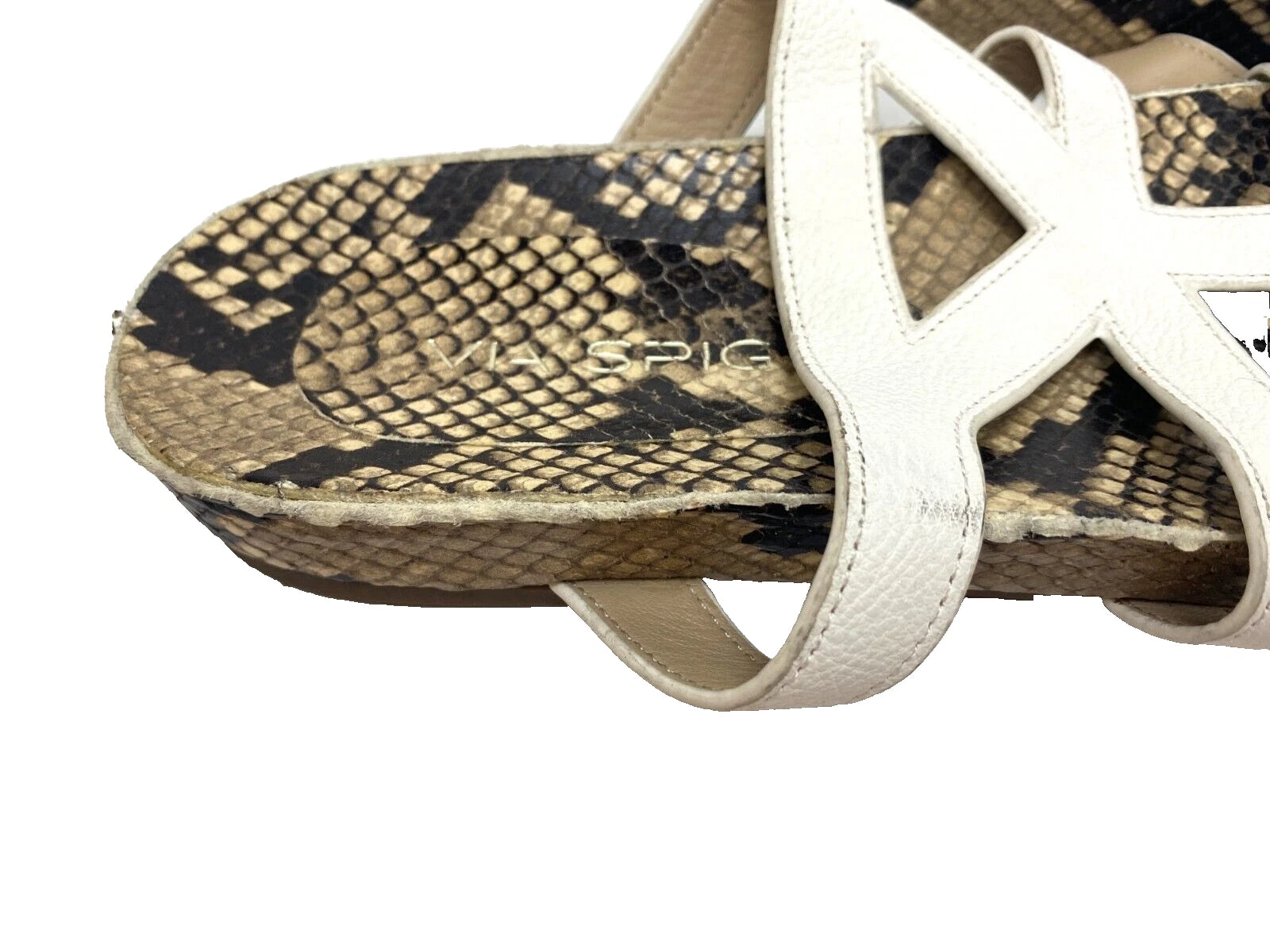 VIA SPIGA Soft Pebbled Bohemian Fashion Snake Skin Print Strappy Flat Sandal 7