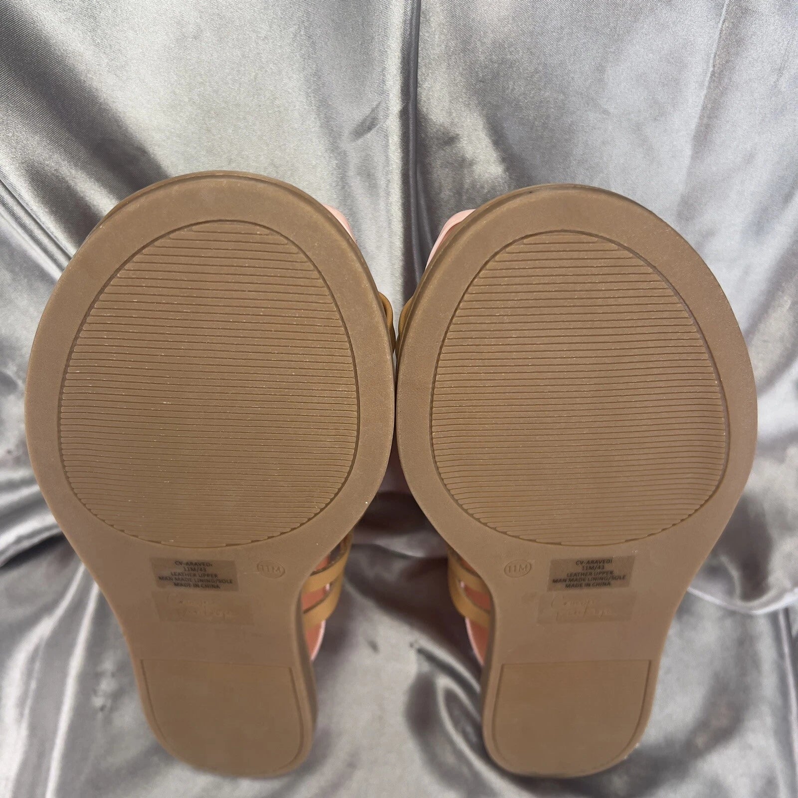 Crown Vintage Aravedi Sandals Women’s 11 Tan Cognac Toe Loop Summer Fashion Shoe