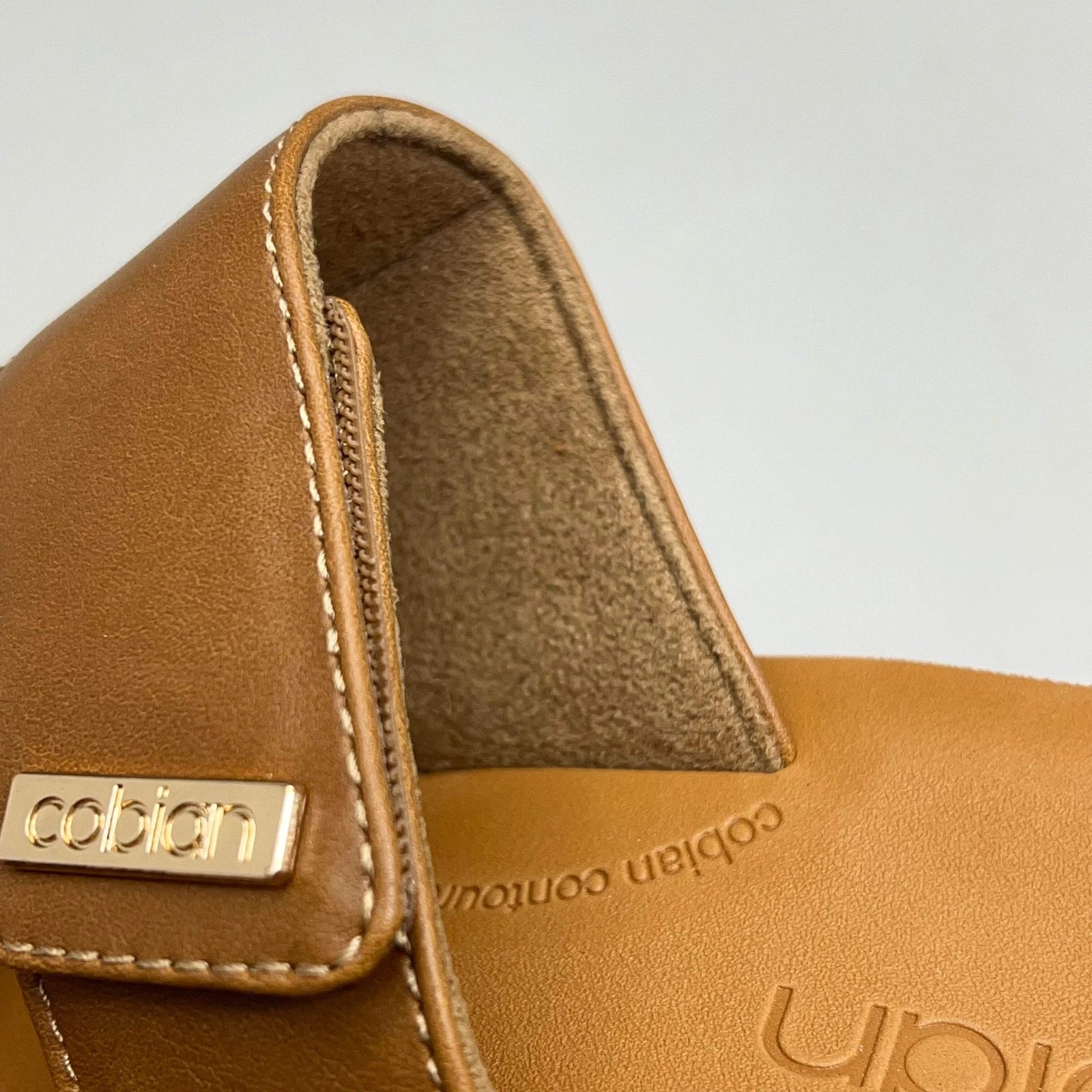 COBIAN Dana Rise Elevated Flatform Style Slide Women's Sz 9 Tan DNA24-230-09