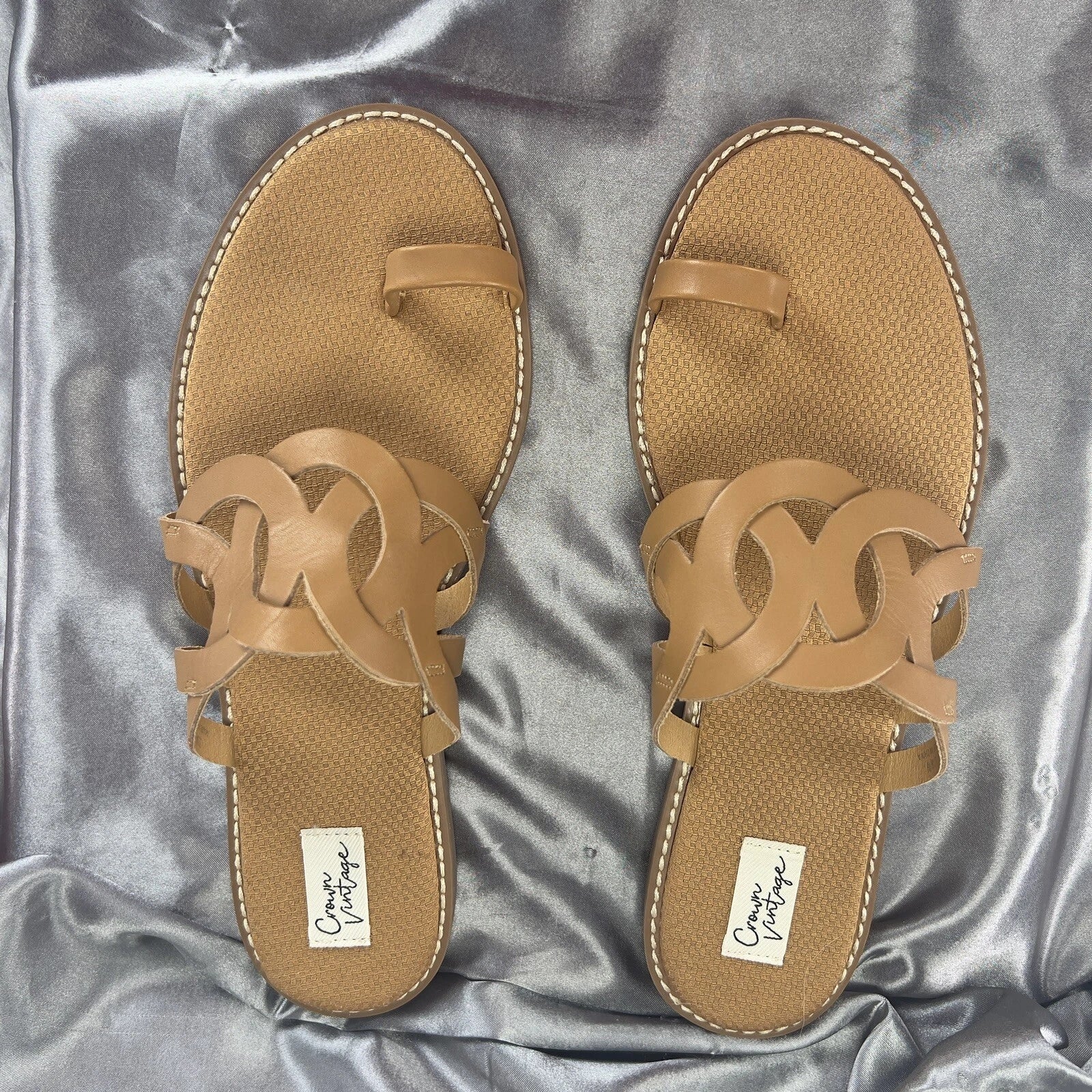 Crown Vintage Aravedi Sandals Women’s 11 Tan Cognac Toe Loop Summer Fashion Shoe