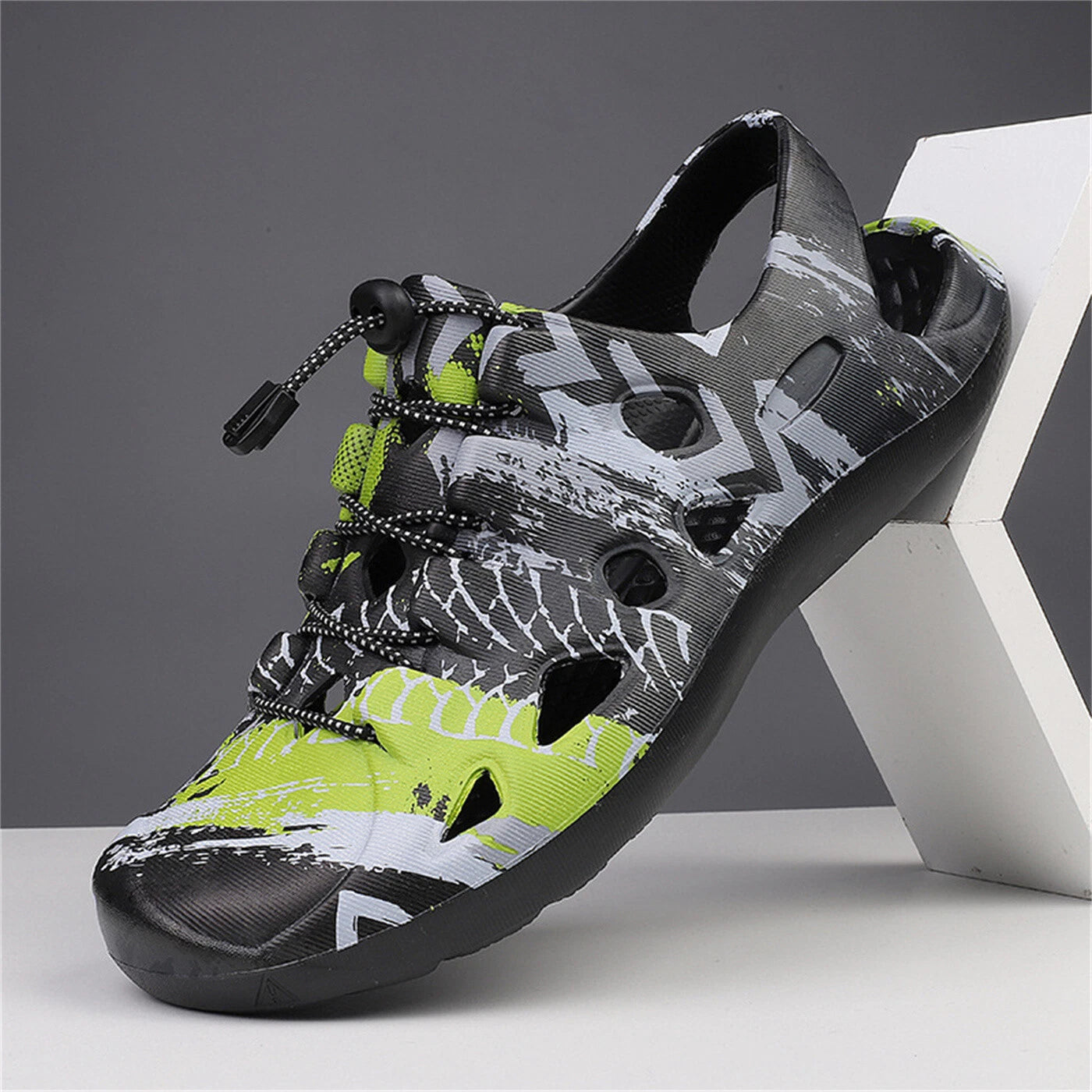 Men's Fashion Beach Slides Soft Slippers Non-slip Outdoor Breathable Sandals