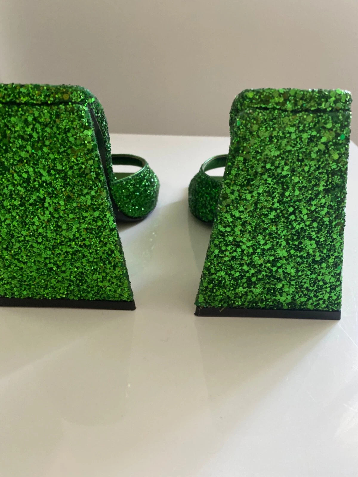 New Women's The Attico Stunning Devon Slide Herl Sandal Green Apple 37