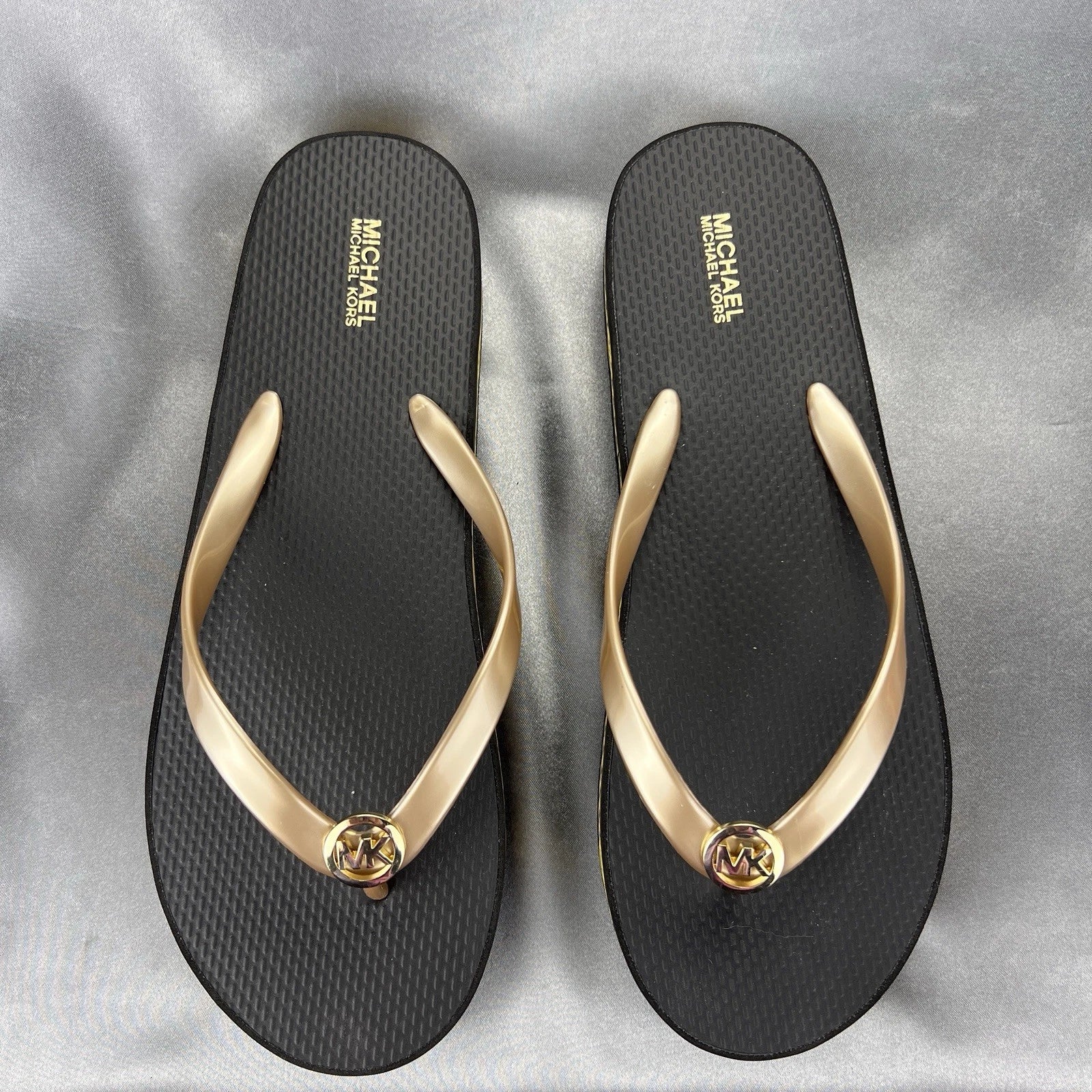 Michael Kors Logo Flip Flops Womens 10 Fashion Sandals Black/Gold RX24D MK Shoes