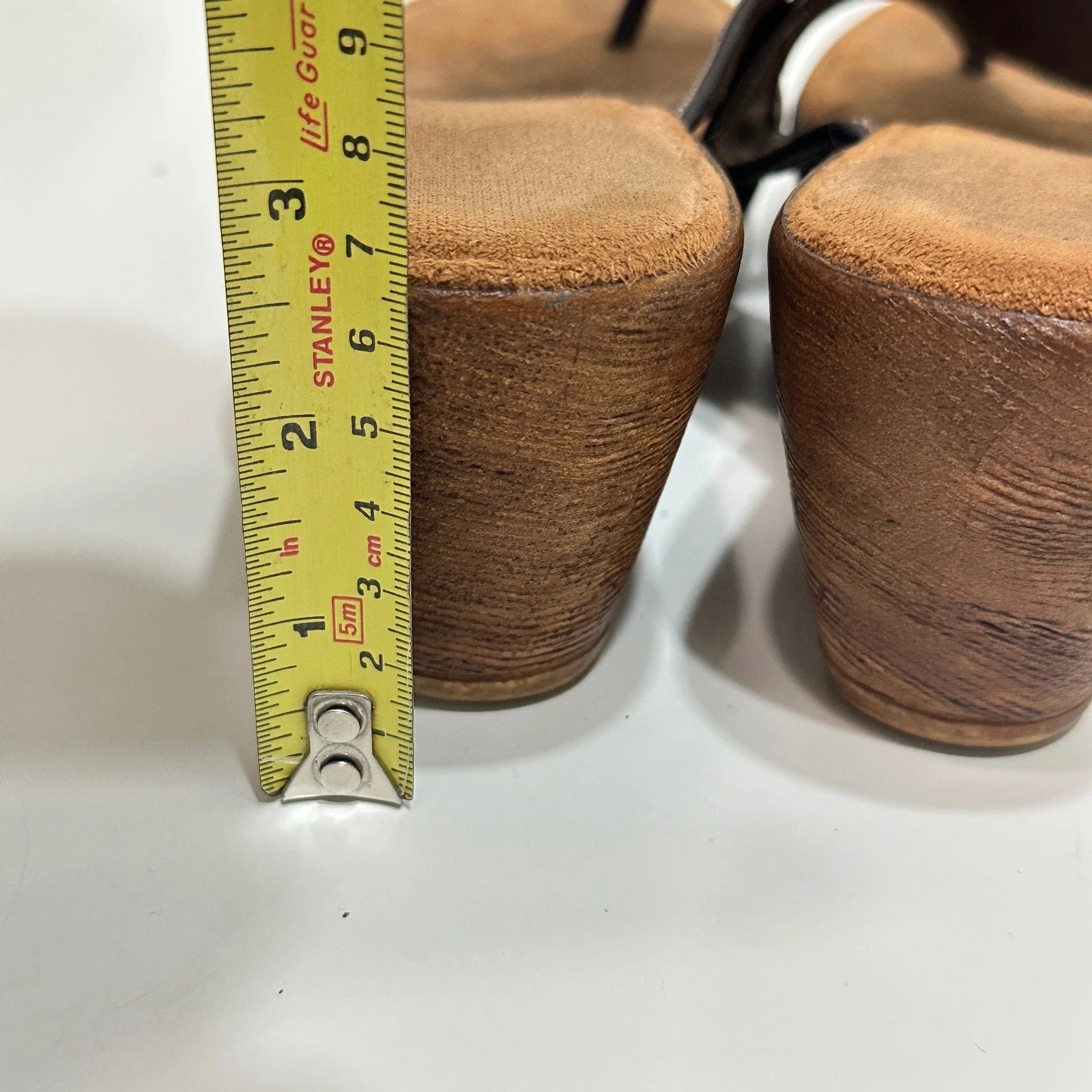 Floral Appliqué Wedge Sandals Women's 7* Made in Italy Thongs Brown Slides Artsy