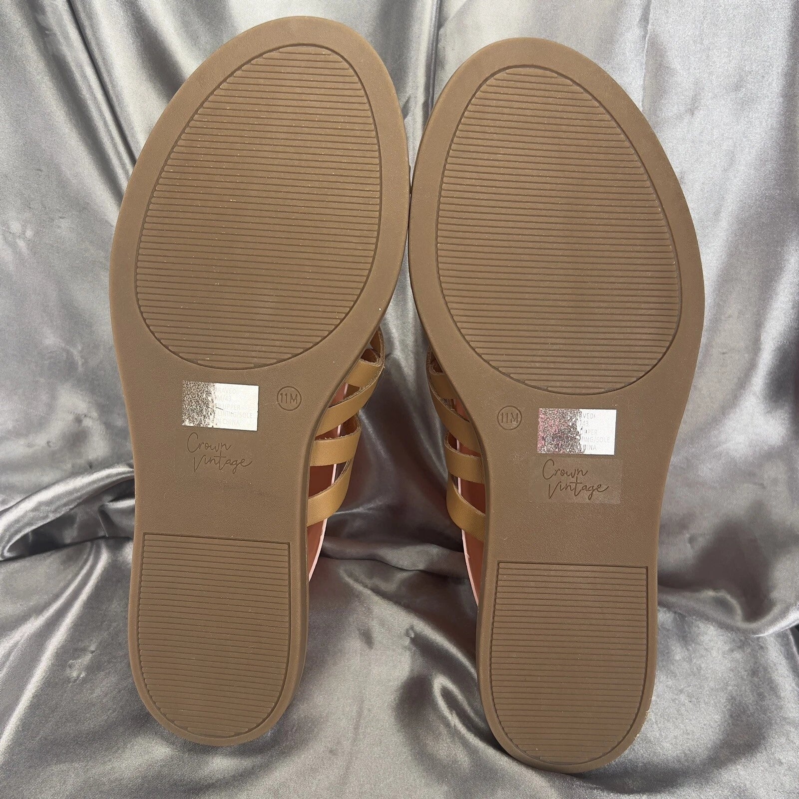 Crown Vintage Aravedi Sandals Women’s 11 Tan Cognac Toe Loop Summer Fashion Shoe