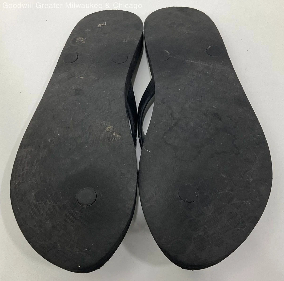 Coach Womens Black Logo Gold Accent Classic Rubber Flip Flop Sandal Size 9 10