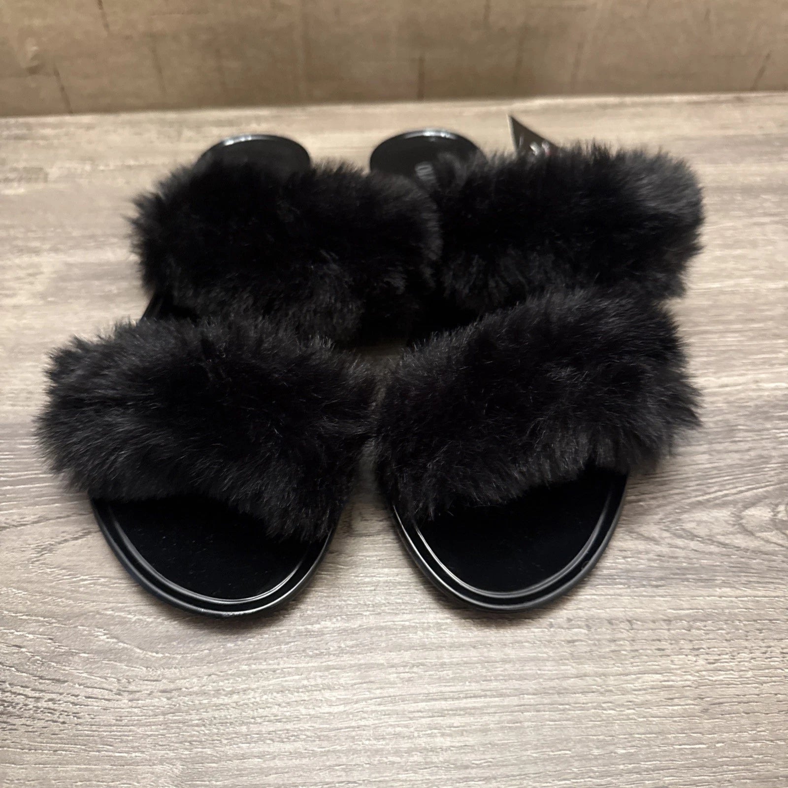 Olivia Miller Fashion Slides