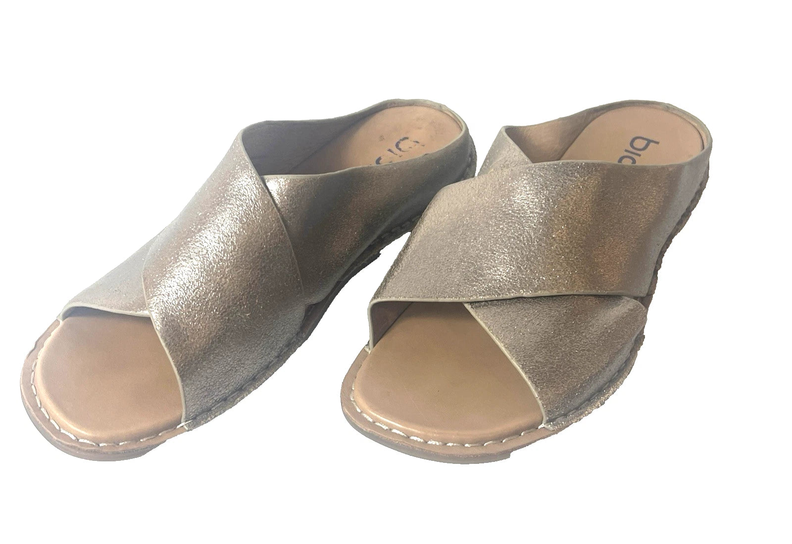 Bionica Womens 9.5M Gold Leather Cross Straps Slide Summer Casual Sandal Slip On