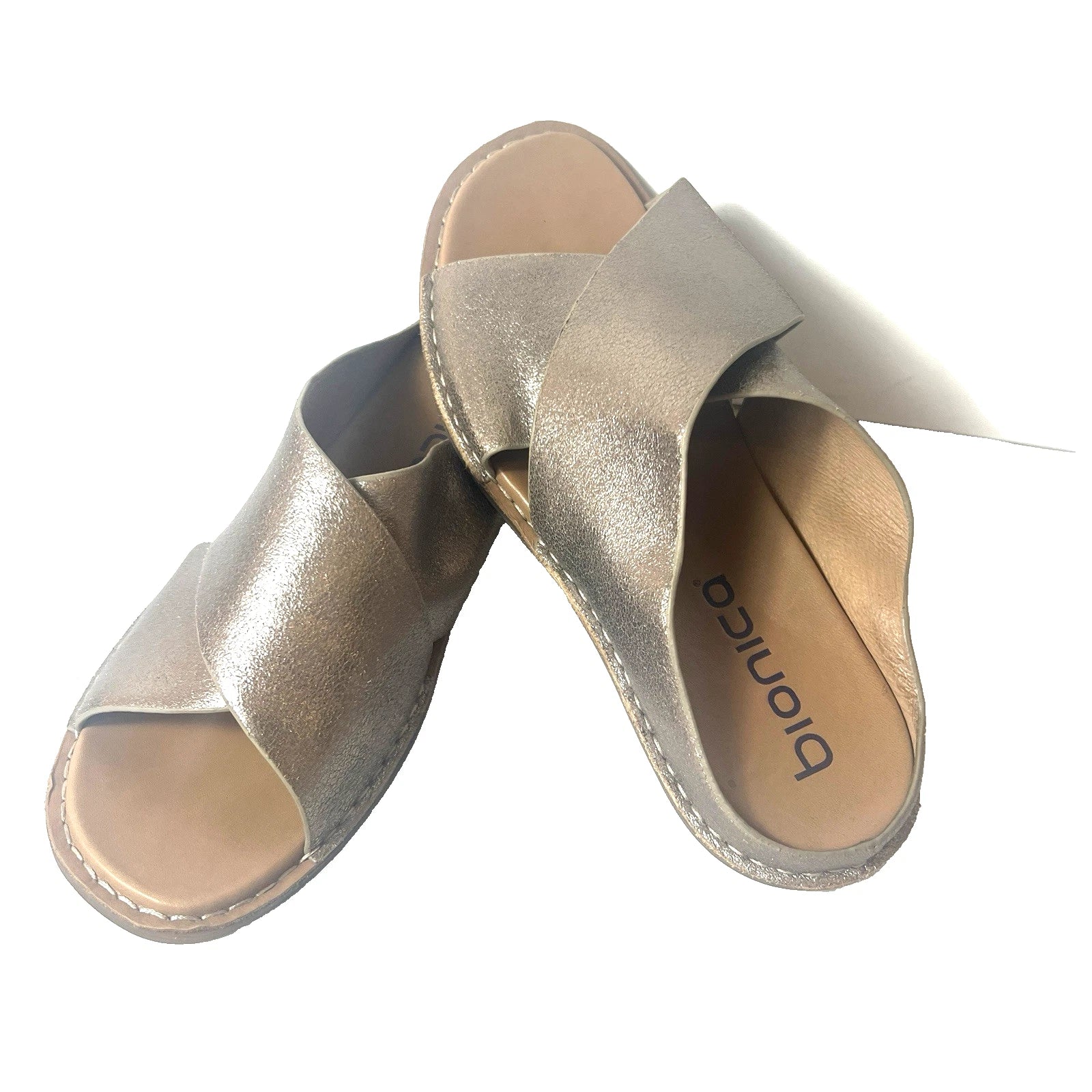 Bionica Womens 9.5M Gold Leather Cross Straps Slide Summer Casual Sandal Slip On