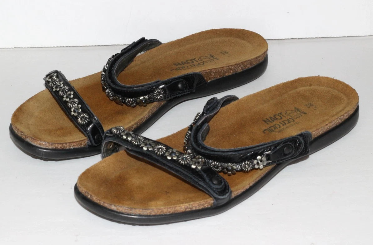 Naot Mona Womens Size 7-7.5 EUR 38 Metal Beaded Flowers Leather Sandals Rare
