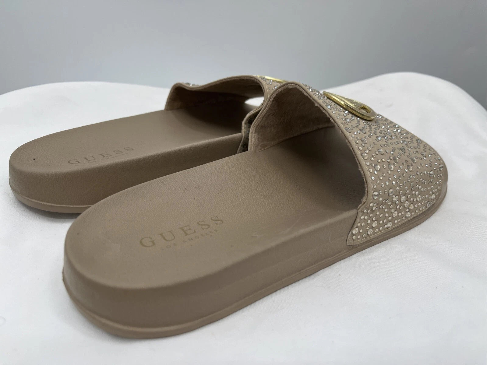 Guess Women's Slip On Sillia Gold Pool Slides US Size 9M Style: #GFSILLIA