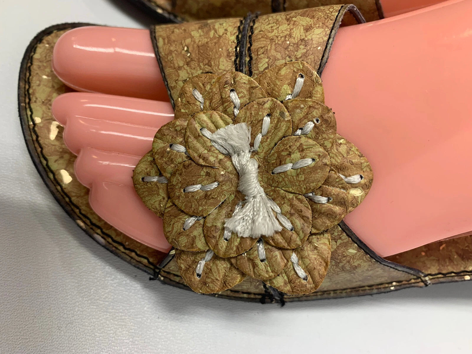 Soft Style Hush Puppies Women's 9M Block Heel Slip-on Slide Sandal