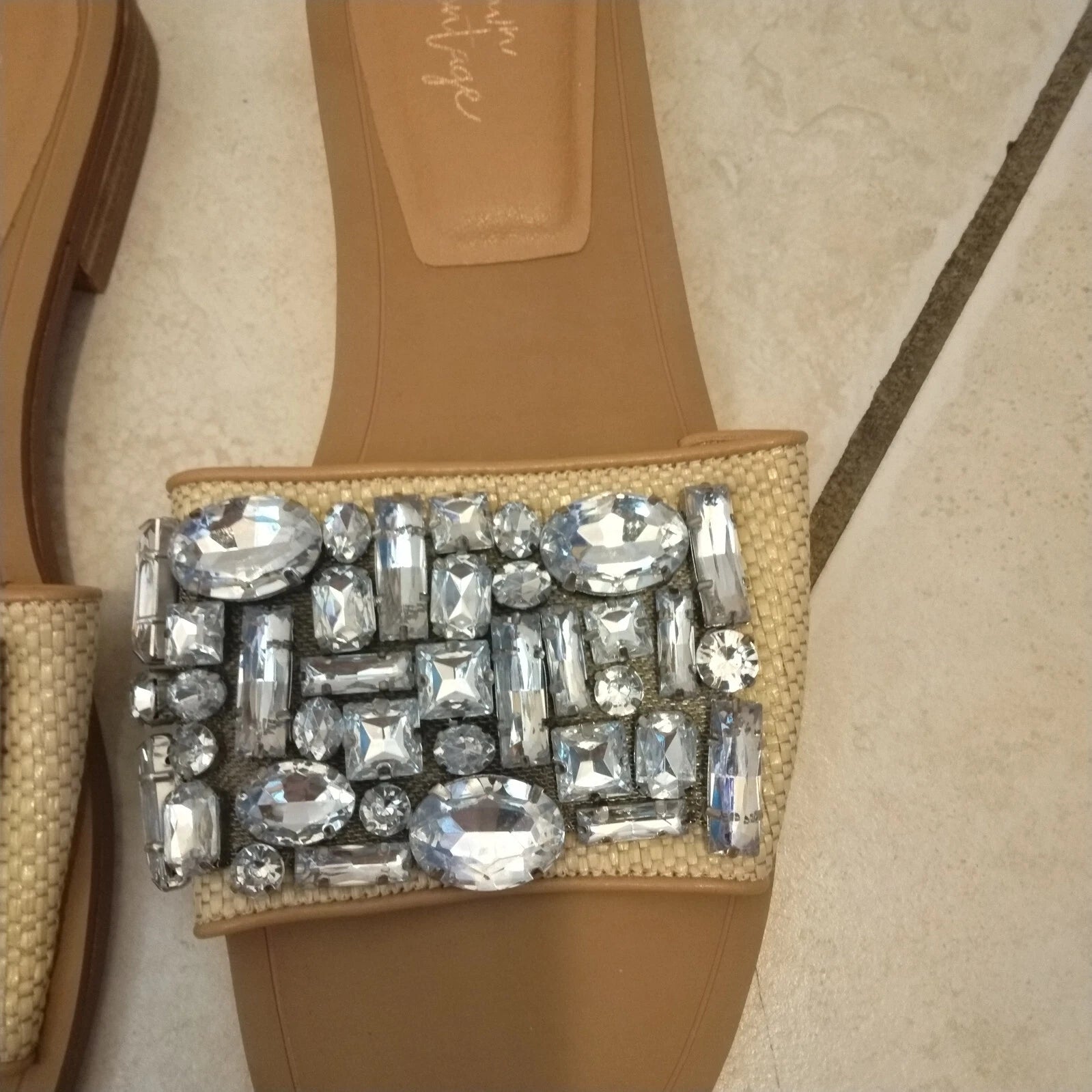 Crown Vintage 8M Gem/Rhinestone Selmira Slide Casual Fashion Sandals co1969