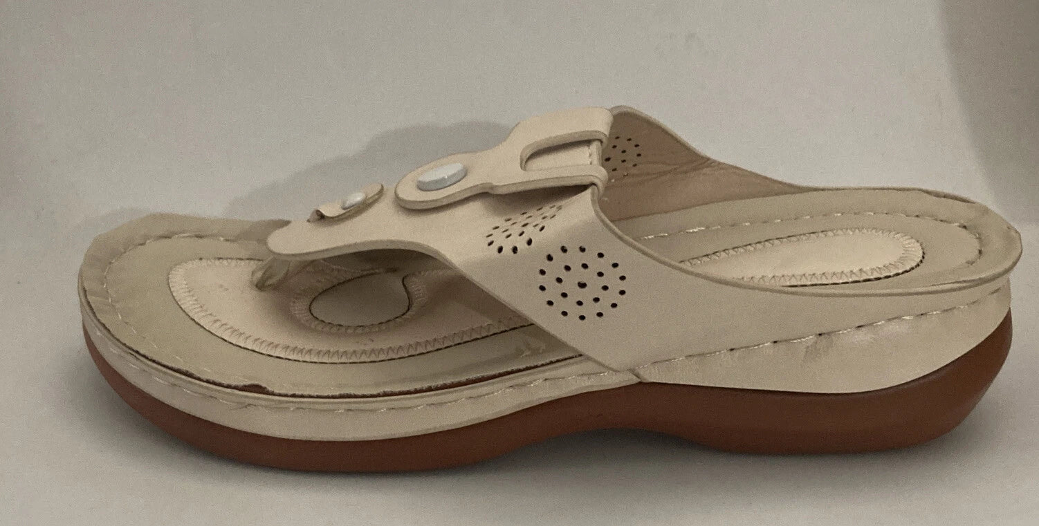 Fashion Womens Perforated Slide Sandals Beige PU Leather Size 8 M US