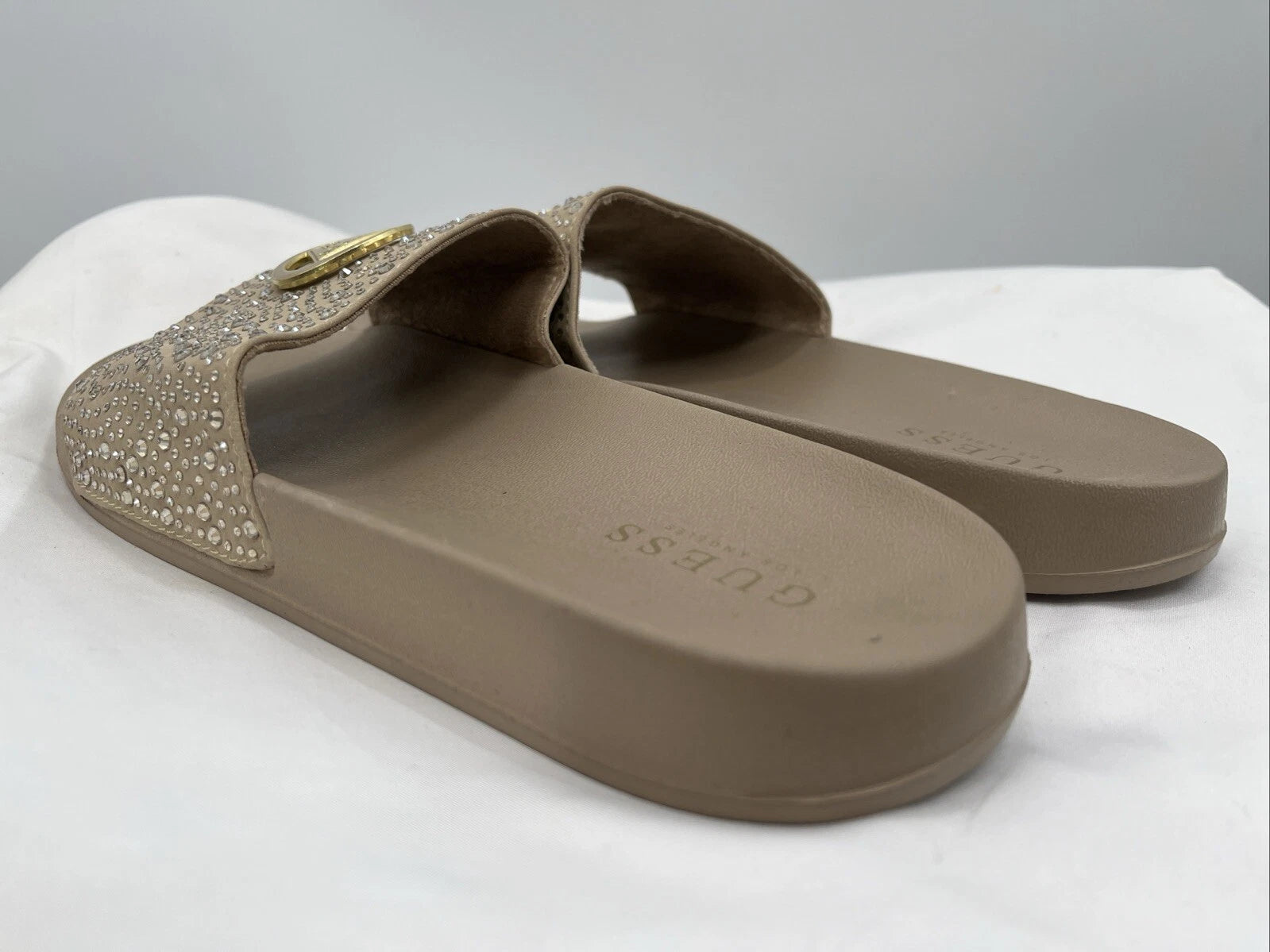 Guess Women's Slip On Sillia Gold Pool Slides US Size 9M Style: #GFSILLIA