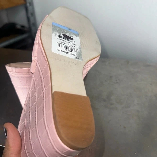 Steve Madden Croc Embossed Wedge Slide Sandal 9.5 Trendy Chic Pastel Pink Veles