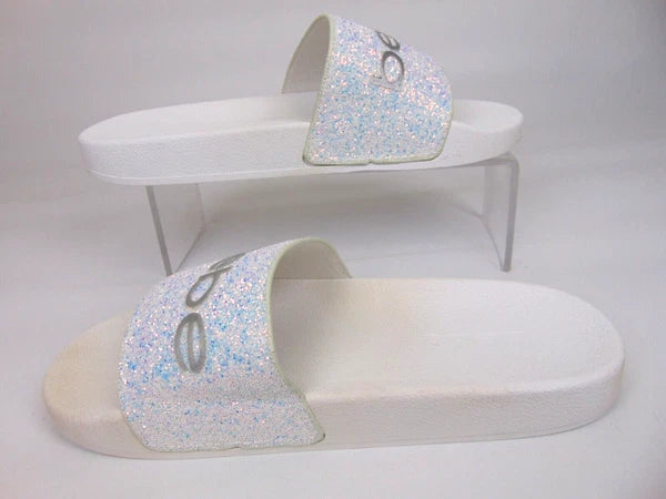 Bebe Womens Fraida Glitter Slide Fashion Sandals Flats Size 7.0 M, White Glitte