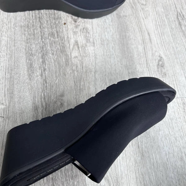 Vintage Style Y2K Steve Madden Size 9 Slinky wedge Slip On Platform Slide Sandal