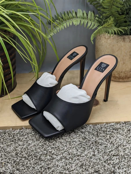 NEW - LITA by Ciara Solid Square Toe Black Leather Women's Size 40