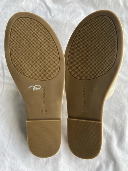 Bandolino Women’s White Sandals Size 8