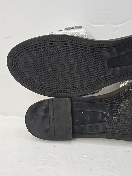 Fashion Nova Sandals Womans 10 Silver Slip On Flats Rhinestones City Club Preppy