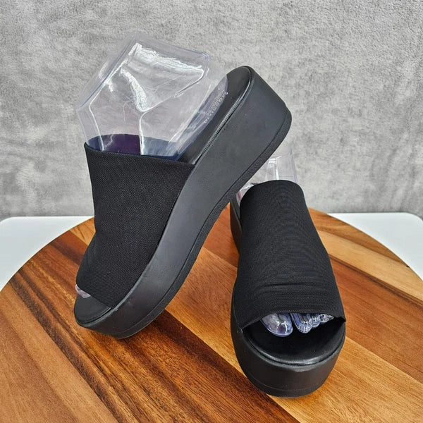 Mossimo Platform Slides 8 Black Fabric Stretch Flatform 90s Retro Stylish Trendy