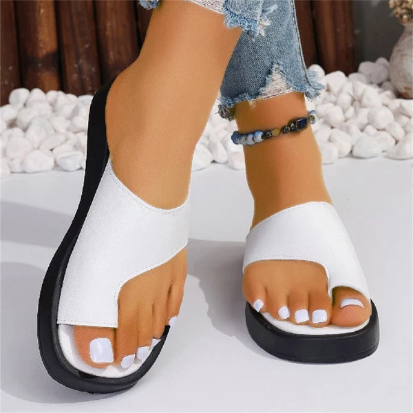 Women's Fashion Clip Toe Flat Beach Sandals Summer Orthopedic Casual Slippers
