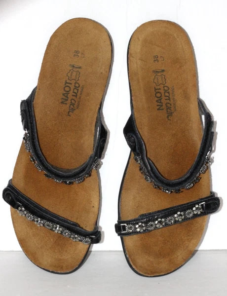 Naot Mona Womens Size 7-7.5 EUR 38 Metal Beaded Flowers Leather Sandals Rare