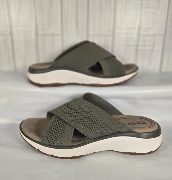 Bionica Avary Slides Womens 10M Olive Cross Strap Slip On Slip Resistant Sandals