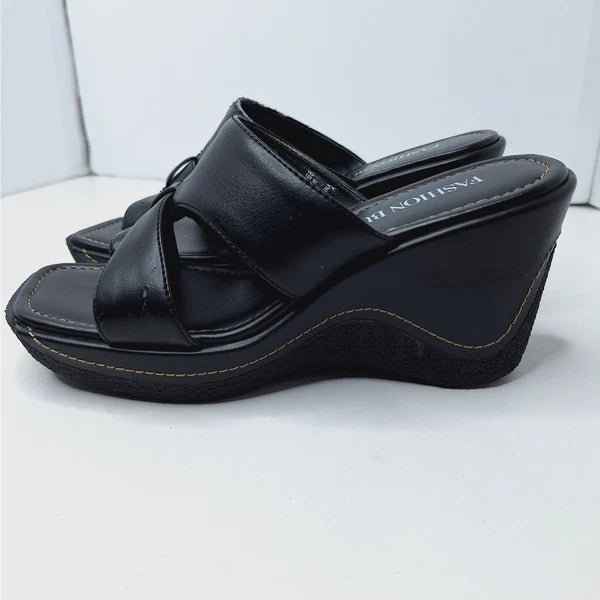 Vintage Fashion Bug Chunky Sandals Y2K Square Toe 7 Platform Wedge Grunge Vegan