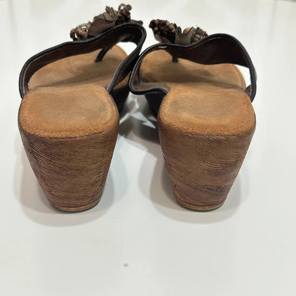 Floral Appliqué Wedge Sandals Women's 7* Made in Italy Thongs Brown Slides Artsy
