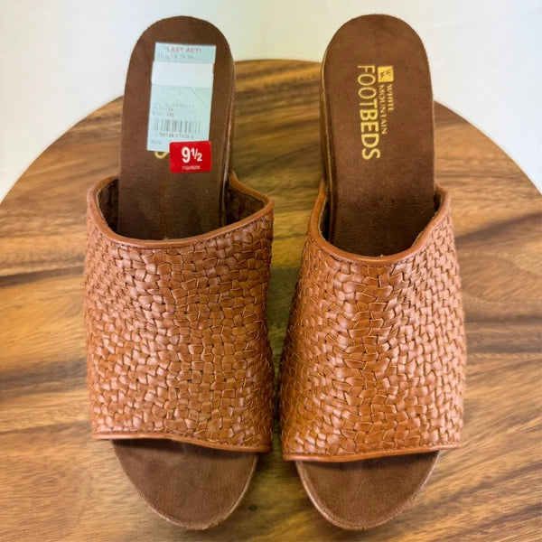 White Mountain Foot beds Altoria Brown Y2K Style Slide Platform Sandals Sz 9.5
