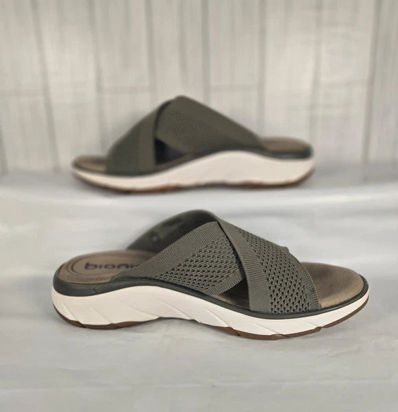 Bionica Avary Slides Womens 10M Olive Cross Strap Slip On Slip Resistant Sandals