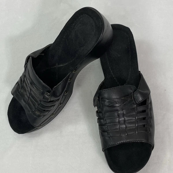 White Mountain Shoes Style: Bebop Sandal Woman's Open Toe Black Size 8M