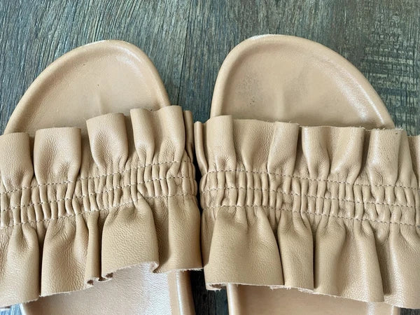 Ulla Johnson Sandals Slides Shoes US 8.5 Rex Wave Ruffle Leather Luxury Classic