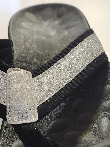 NEW! VIONICA STYLE sz 8 (38) ORTHO SILVER SPARKLE ON BLACK THONG SANDALS  SLIDES
