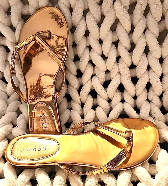 GUESS Sandals Gold Flip Flop Thong Style 8M Rhinestone Bling Dressy Or Casual